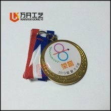 平陽縣宇霄工藝品廠 專業(yè)定制禮品、錢幣冊(cè)、紀(jì)念章與辦公用品